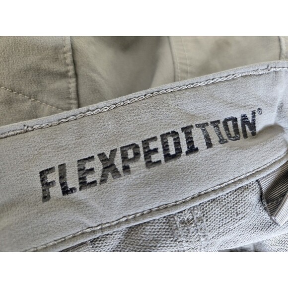 Duluth Trading Pants Mens 46X30 Flexpedition Cargo Relaxed Fit Gray Stretch - Picture 8 of 9